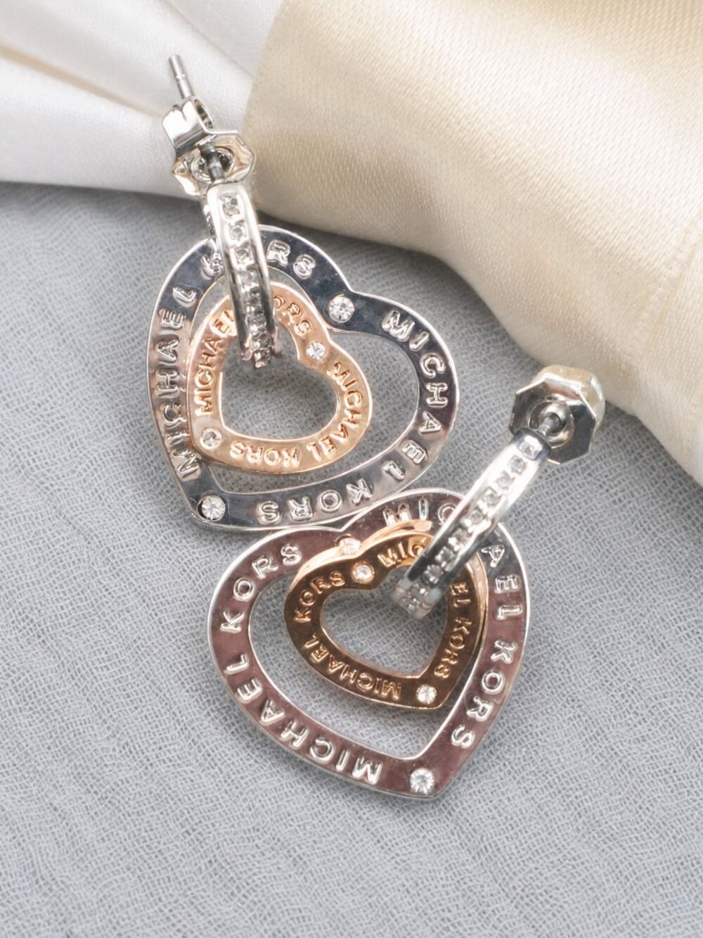 Michael Kors interlocking Heart earring-Silver Rose Gold